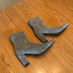 SHEIN boots.   SILVER.  Size 40.    All man made materials.  NEW!